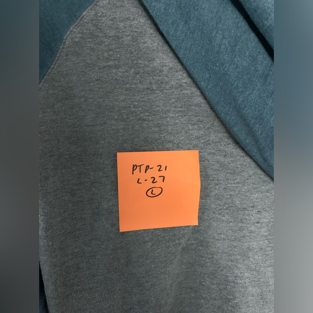 Hurley Sweatshirt Lightweight Hoodie Mens Size L Blue Gray Comfy Color Block - Picture 7 of 8